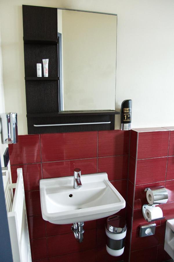 Base Apartments Hamburg Ngoại thất bức ảnh